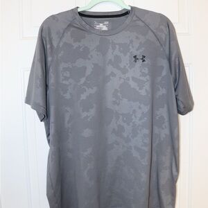 Under Armour Men's Grey Shirt